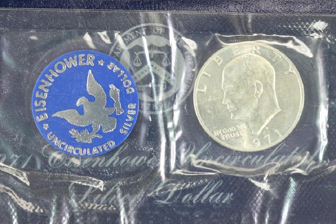 1971-S  IKE SILVER DOLLAR UNCIRCULATED (BLUE PACK) (1 of 2)