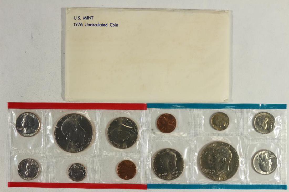 1976 US MINT SET (UNC) P/D (WITH ENVELOPE) (1 of 2)