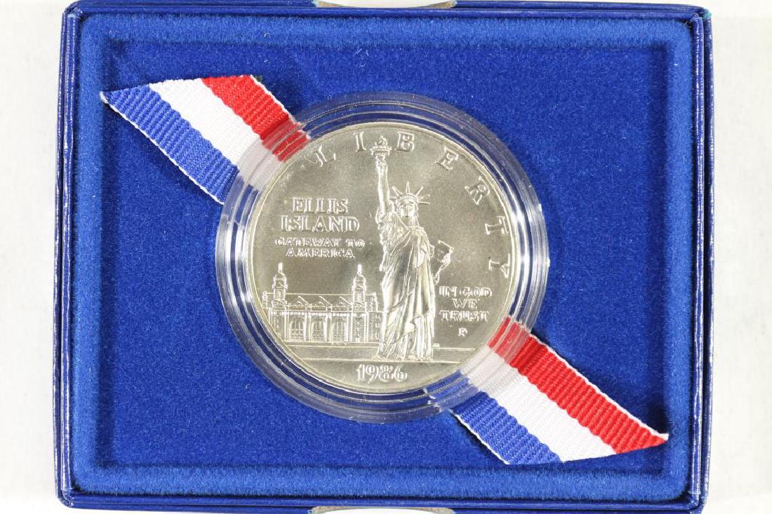 1986-P STATUE OF LIBERTY UNC SILVER DOLLAR: ORIGINAL US MINT PACKAGING