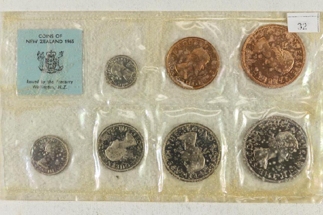 1965 NEW ZEALAND SPECIMEN COIN SET (1 of 2)