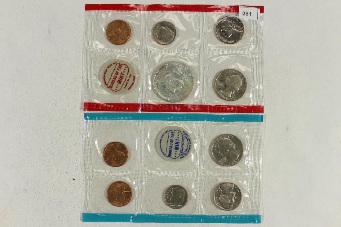 1969 US MINT SET (UNC) P/D/S (WITH NO ENVELOPE) (1 of 2)