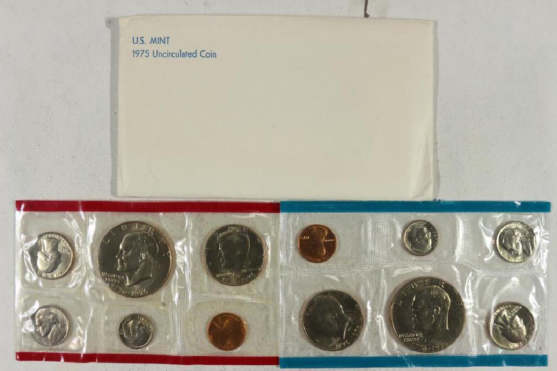 1975 US MINT SET (UNC) P/D (WITH ENVELOPE) (1 of 2)