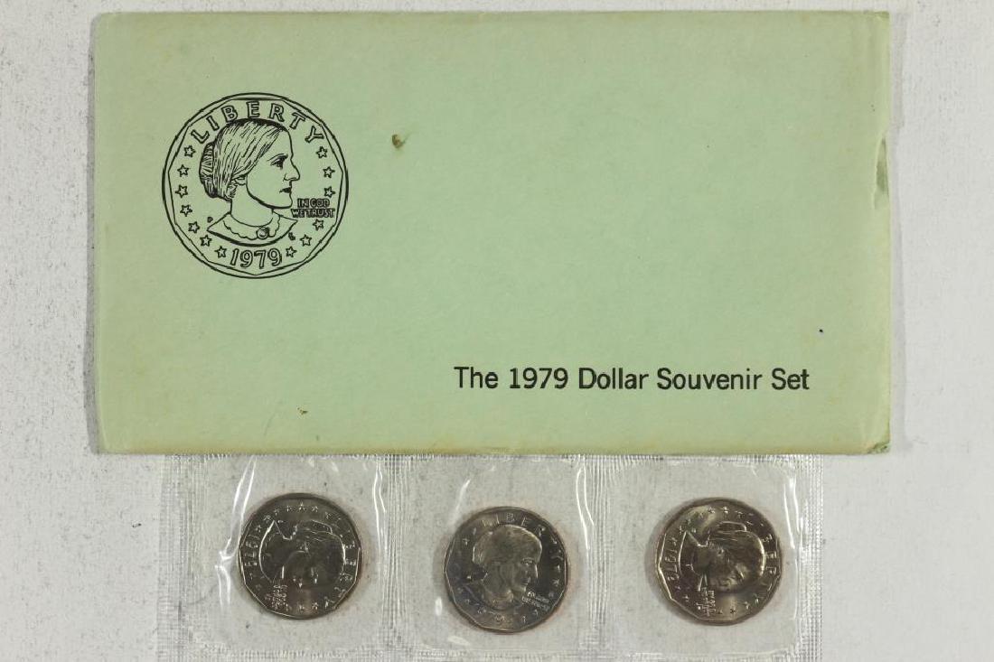 1979-P/D/S SBA DOLLAR SOUVENIR SET (1 of 2)