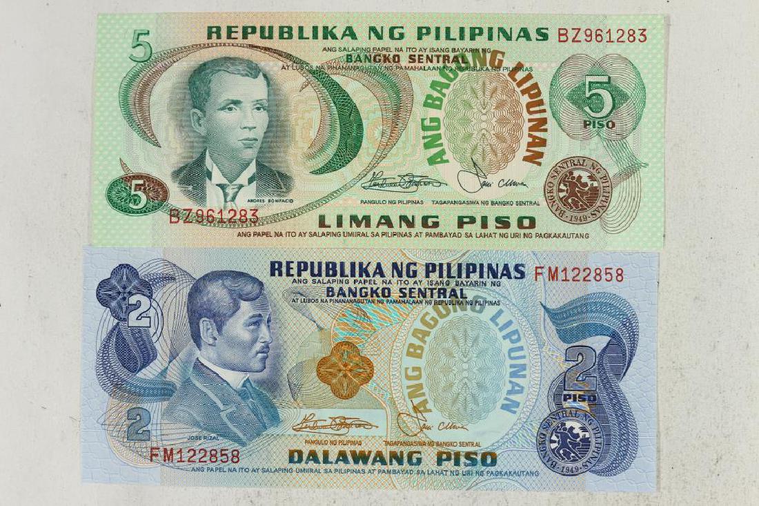 1978 PHILIPPINES 2 & 5 PISO NOTES CRISP UNC (1 of 2)