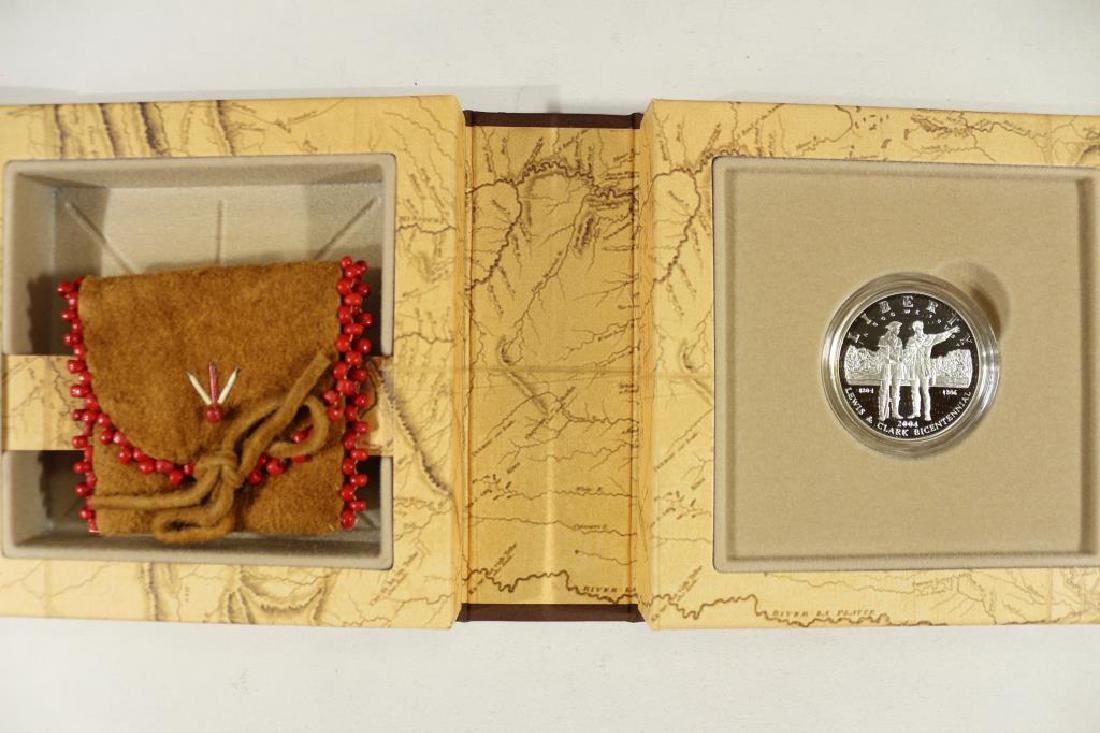 2004 LEWIS & CLARK COIN & POUCH SET SPECIAL (1 of 4)
