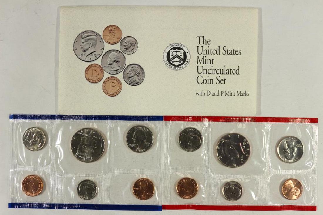 1992 US MINT SET (UNC) P/D (WITH ENVELOPE) (1 of 2)