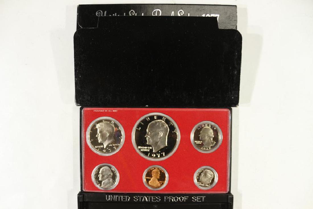1977 US PROOF SET (WITH BOX) (1 of 2)
