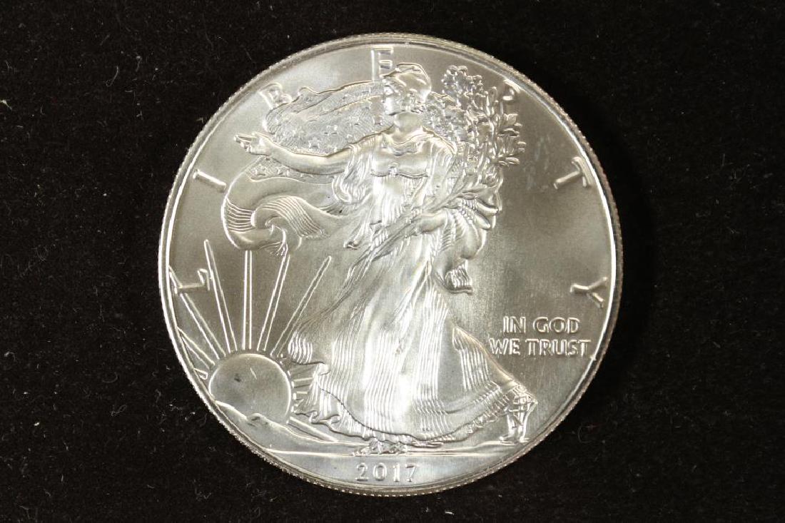 2017 AMERICAN SILVER EAGLE BRILLIANT UNC (1 of 2)