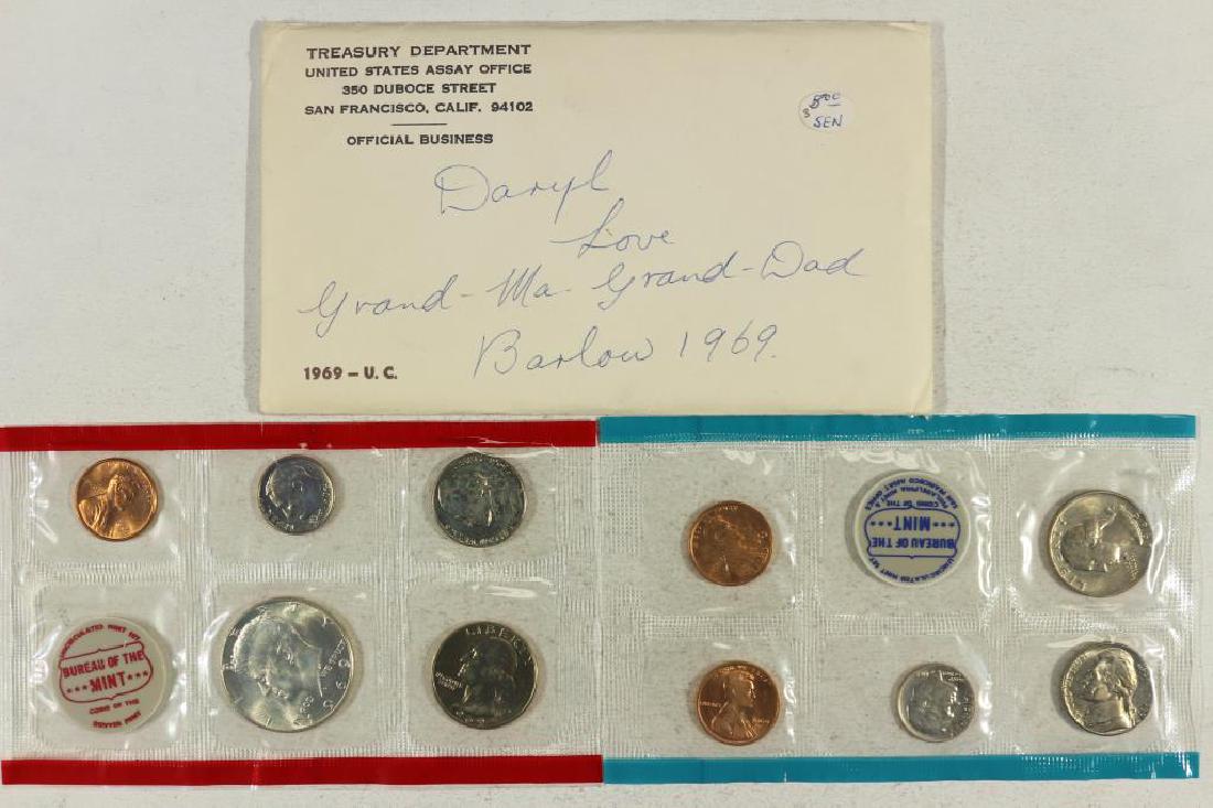 1969 US MINT SET (UNC) P/D/S (WITH ENVELOPE) (1 of 2)