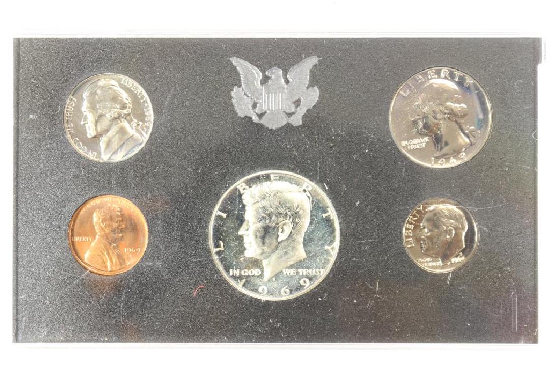 1969 US PROOF SET WITHOUT BOX, 40% SILVER JFK HALF (1 of 2)