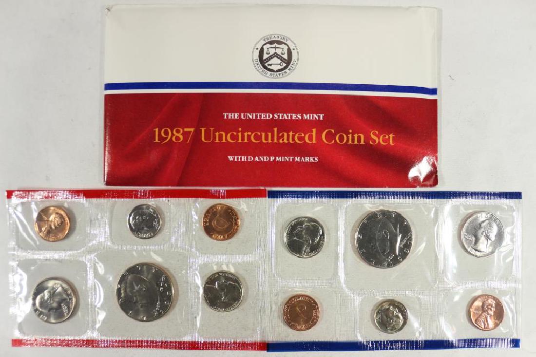 1987 US MINT SET (UNC) P/D (WITH ENVELOPE) (1 of 2)