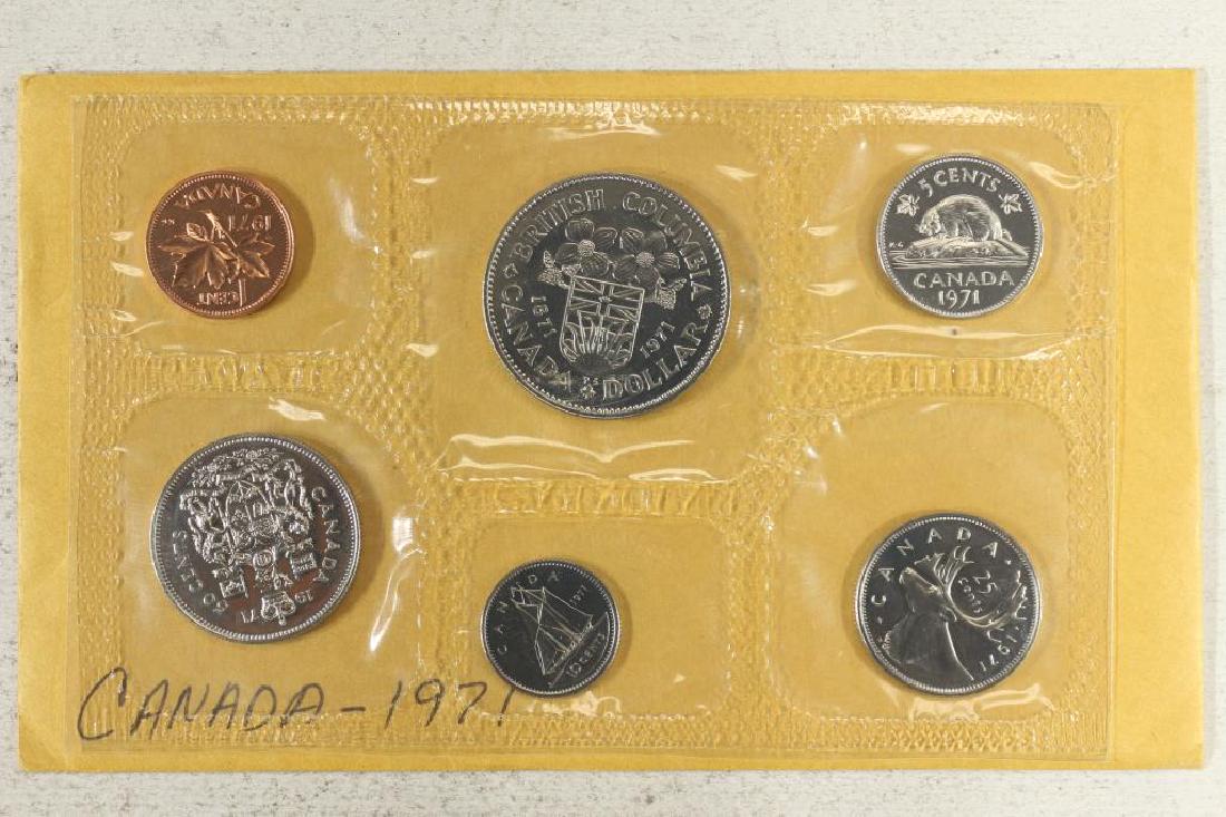 1971 CANADA UNC SET WITH ENVELOPE (1 of 2)