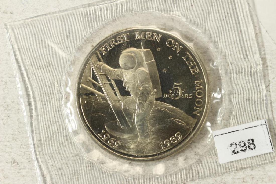 1989 MARSHALL ISLANDS BRILLIANT UNC $5 FIST MAN: ON THE MOON