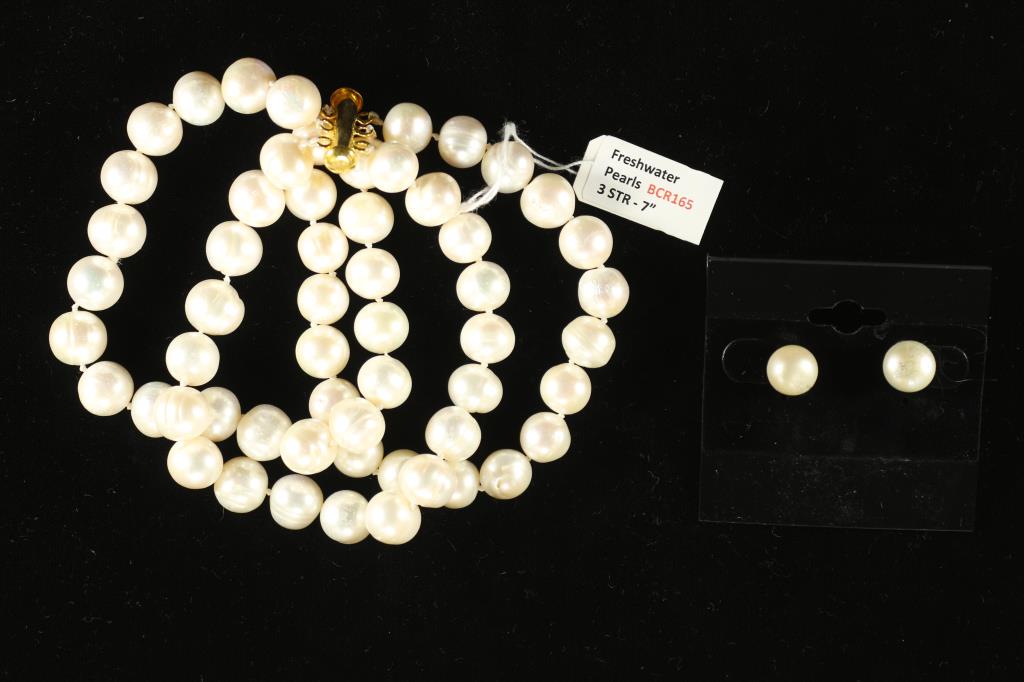 FRESH WATER PEARL 3 STRAND BRACELET & EARRING SET (1 of 1)