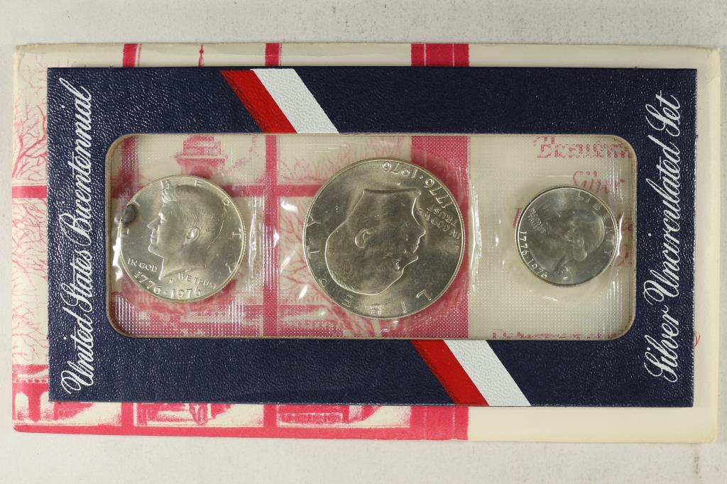 1976 US BICENTENNIAL SILVER UNC SET (1 of 2)