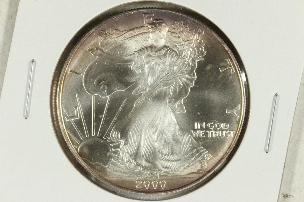 2001 AMERICAN SILVER EAGLE BRILLIANT UNC (1 of 2)