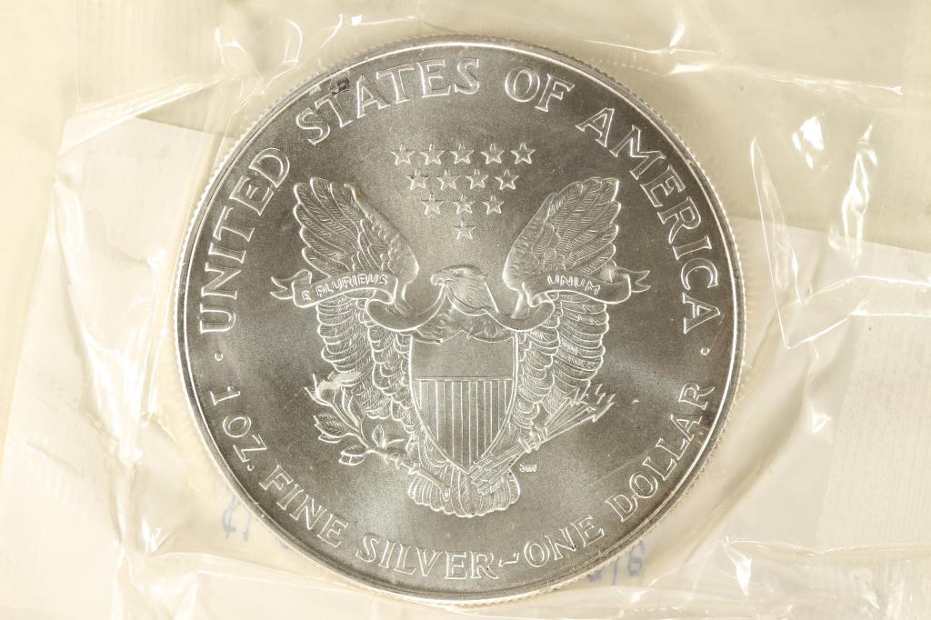 1998 AMERICAN SILVER EAGLE BRILLIANT UNC (1 of 2)