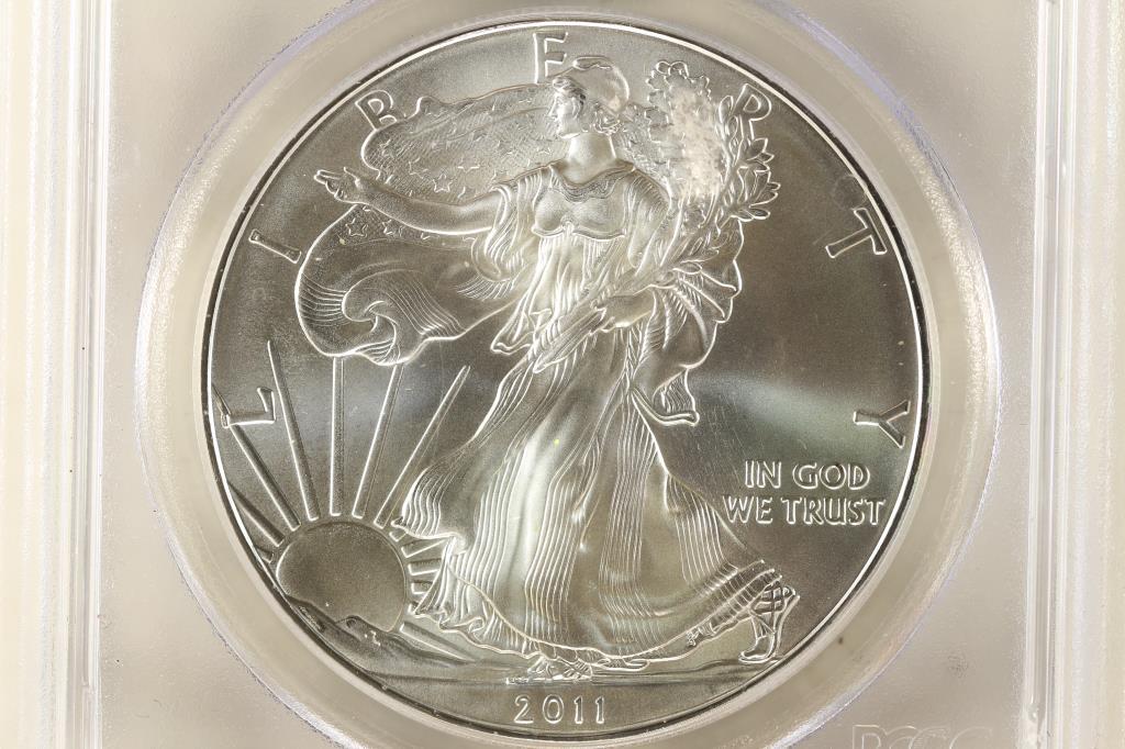 2011 AMERICAN SILVER EAGLE PCGS MS70 (1 of 3)