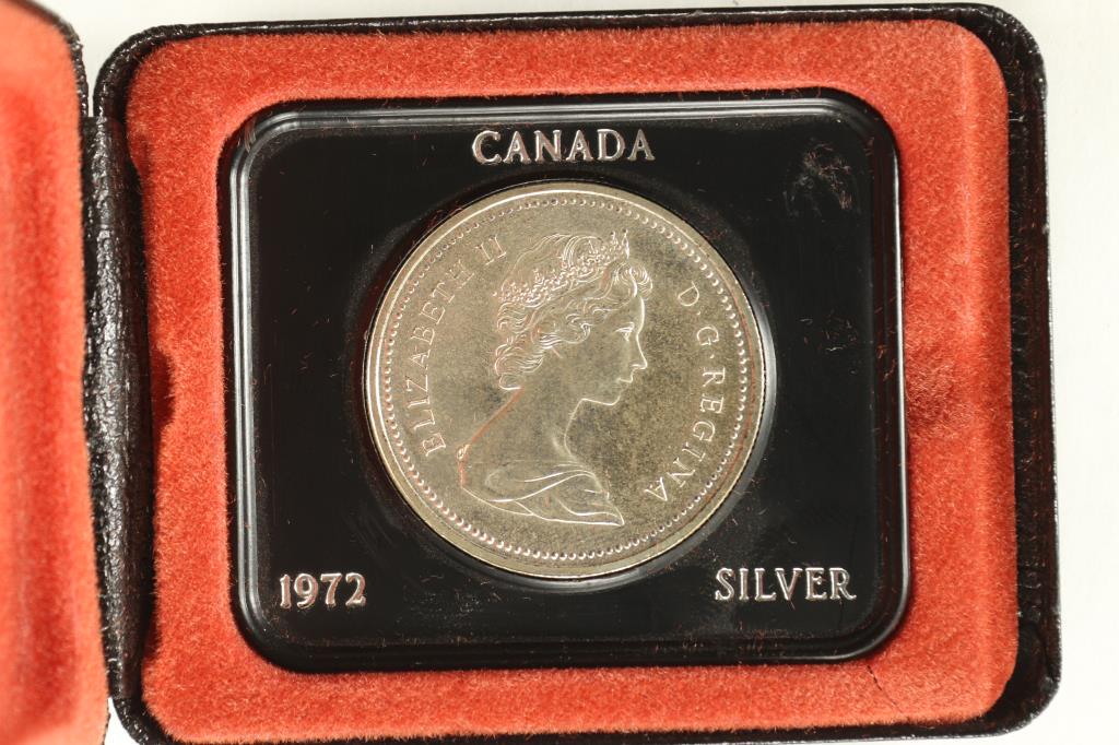1972 CANADA SILVER DOLLAR BRILLIANT UNC TONED (1 of 3)