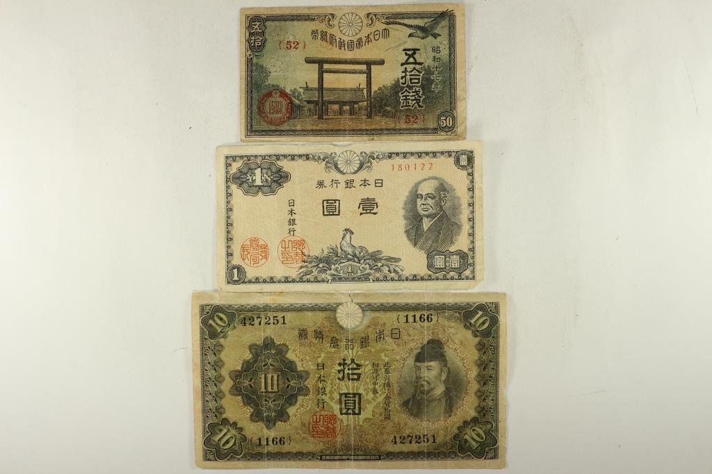 3 PIECES OF JAPANESE VINTAGE CURRENCY (1 of 2)