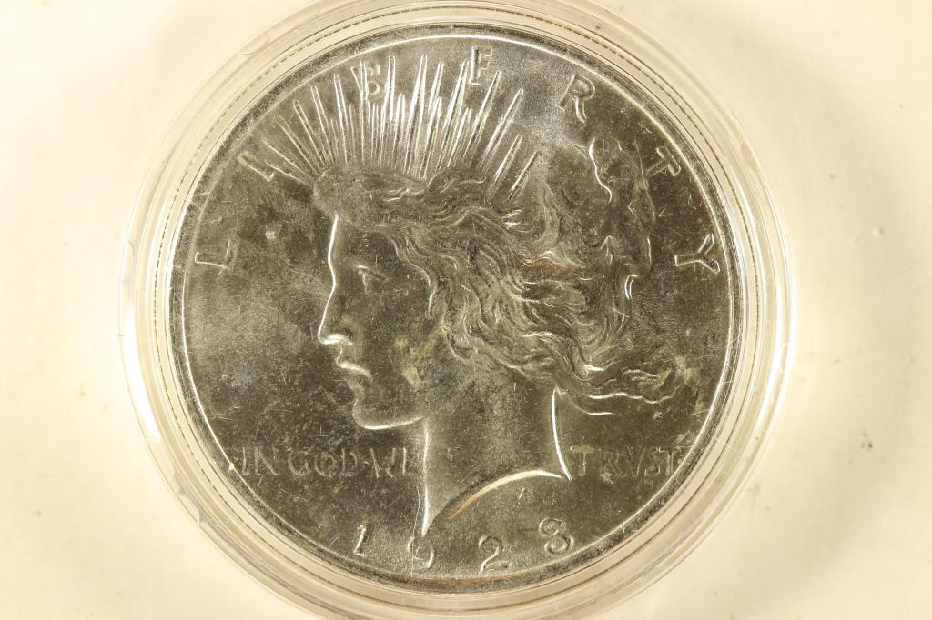 1923 PEACE SILVER DOLLAR UNC (1 of 2)