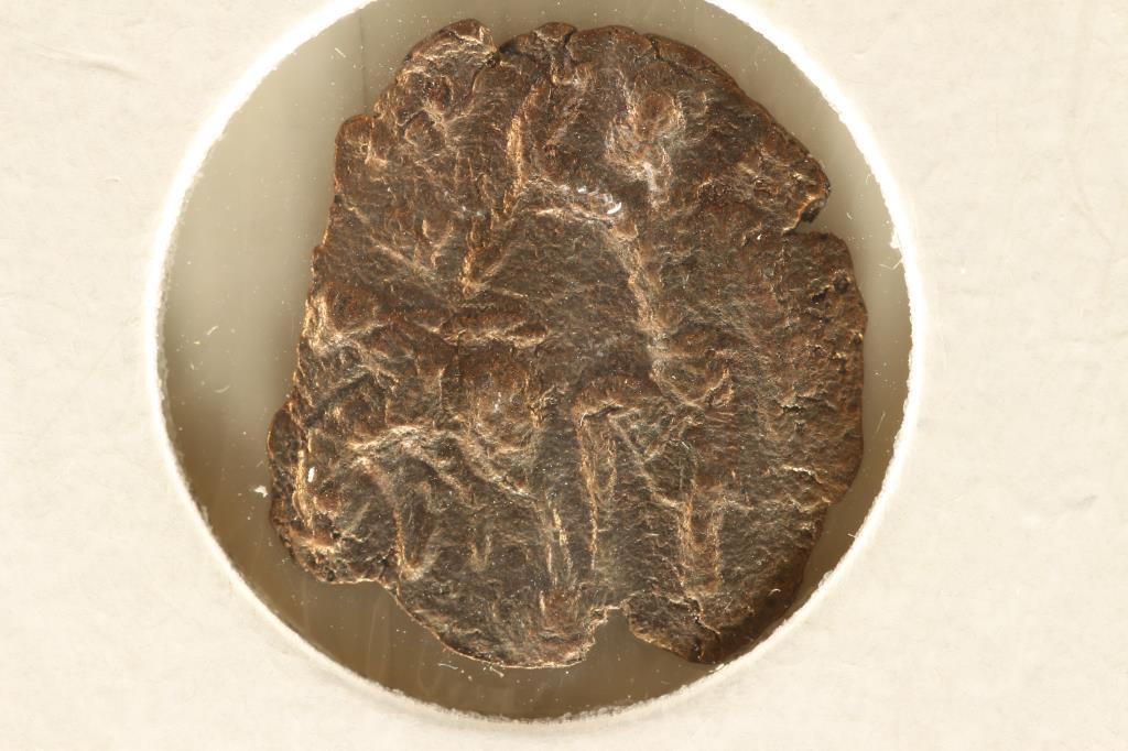 348-364 A.D. BARBARIAN BEING KILLED "HAPPY DAYS: ARE HEAR AGAIN", IMPERIAL ROMAN ANCIENT COIN