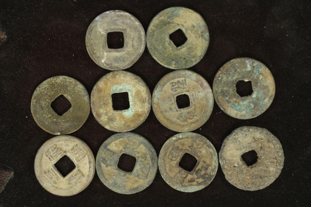 10 ASSORTED CHINESE CASH COINS: WATCH FOR OUR NEXT AUCTION ON MON. OCT. 18TH, 2021.