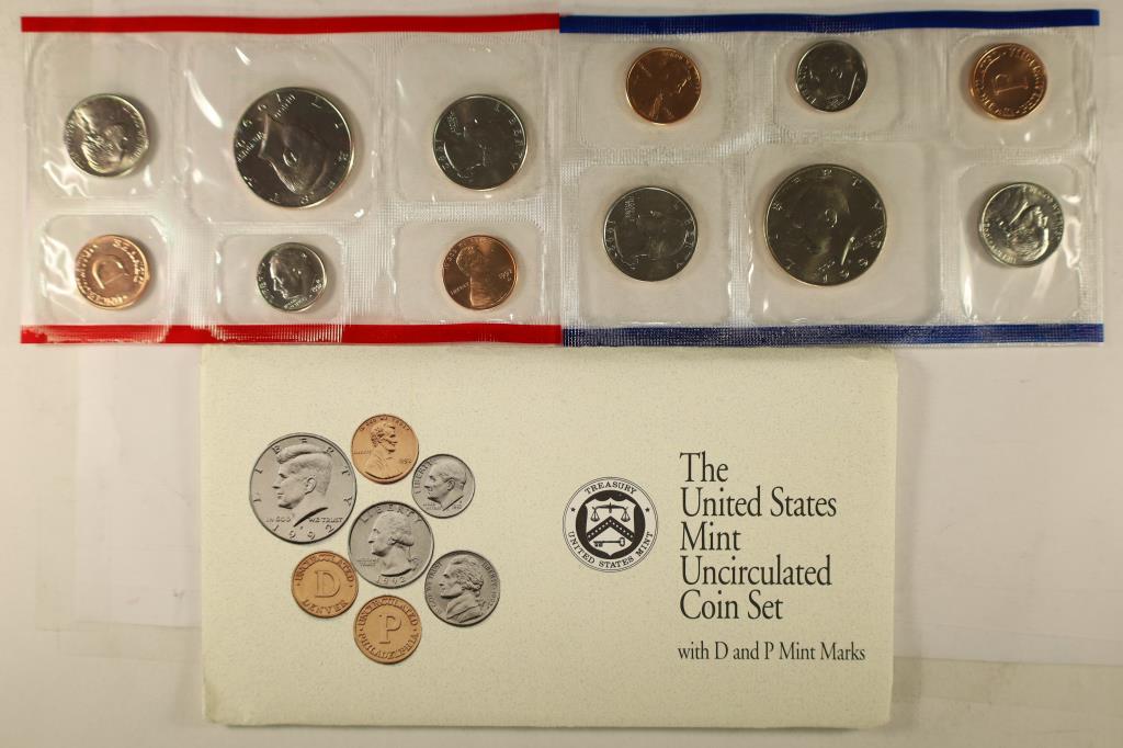 1992 US MINT SET (UNC) P/D (WITH ENVELOPE) (1 of 2)