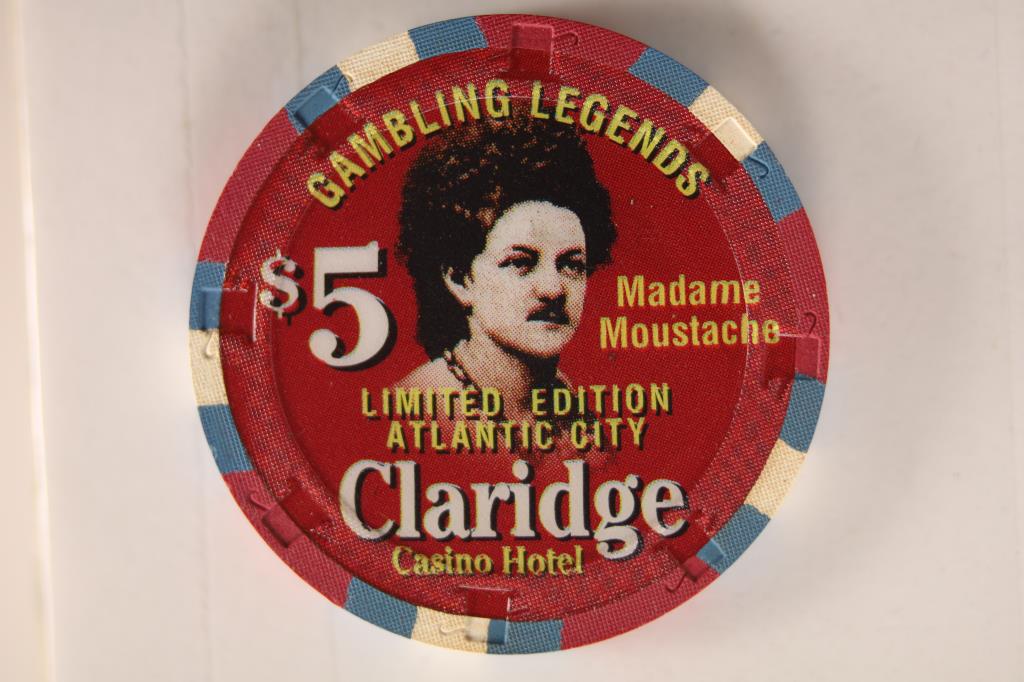 $5 CLARIDGE CASINO HOTEL CHIP GAMBLING LEGENDS (1 of 2)