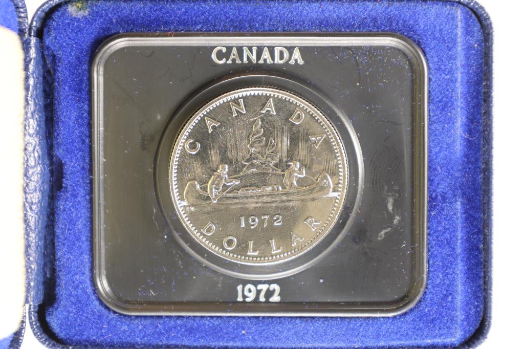1972 CANADA DOLLAR BRILLIANT UNC (1 of 3)