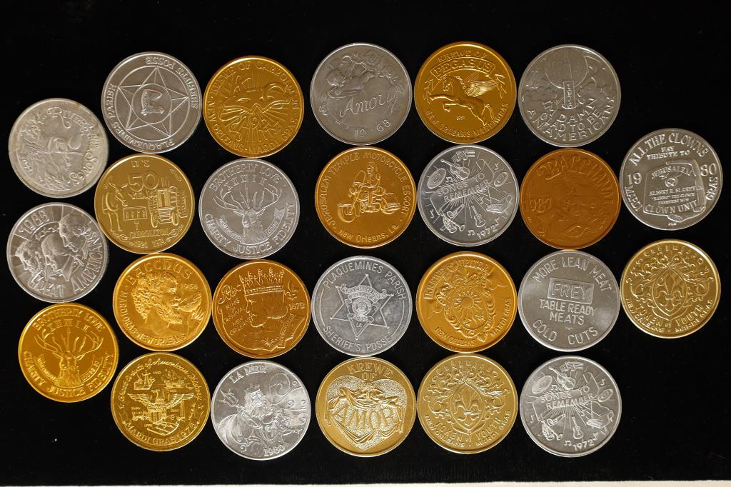25 ASSORTED MARDI GRAS ALUMINUM TOKENS (1 of 2)