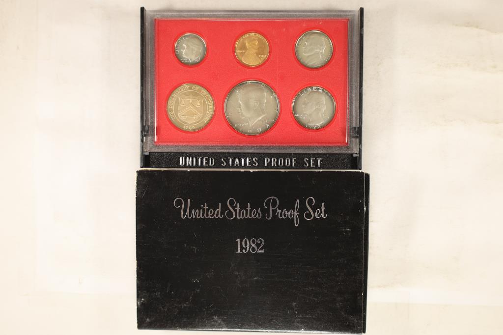 1982 US PROOF SET (WITH BOX) (1 of 2)