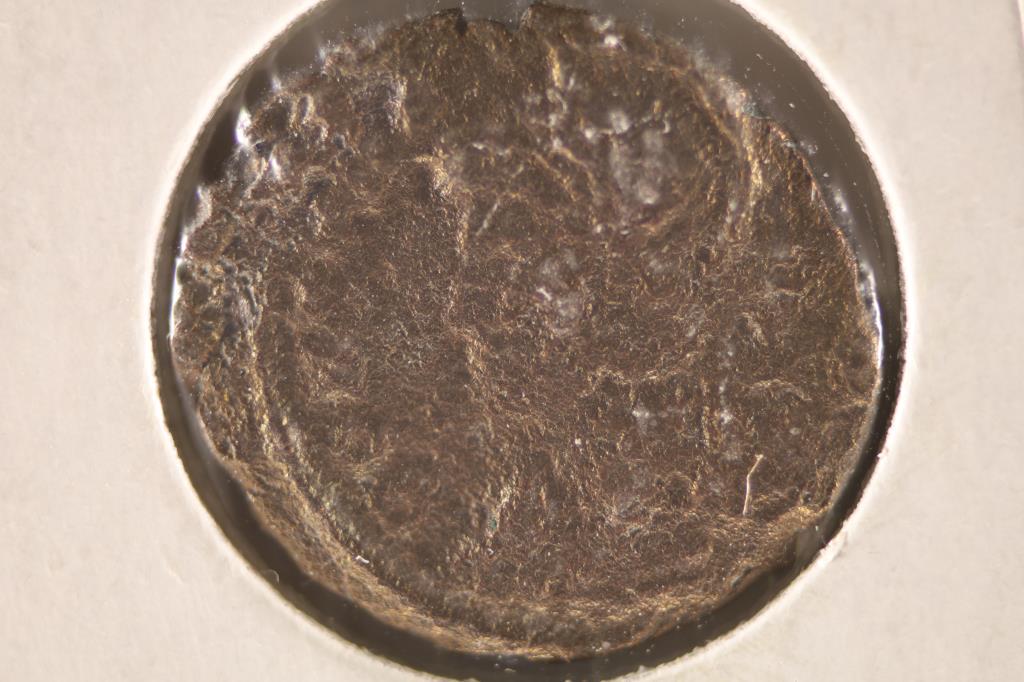 330-333 A.D. COMMEMORATIVE ANCIENT COIN (GOOD): HELMETED CONSTANTINOPOLIS