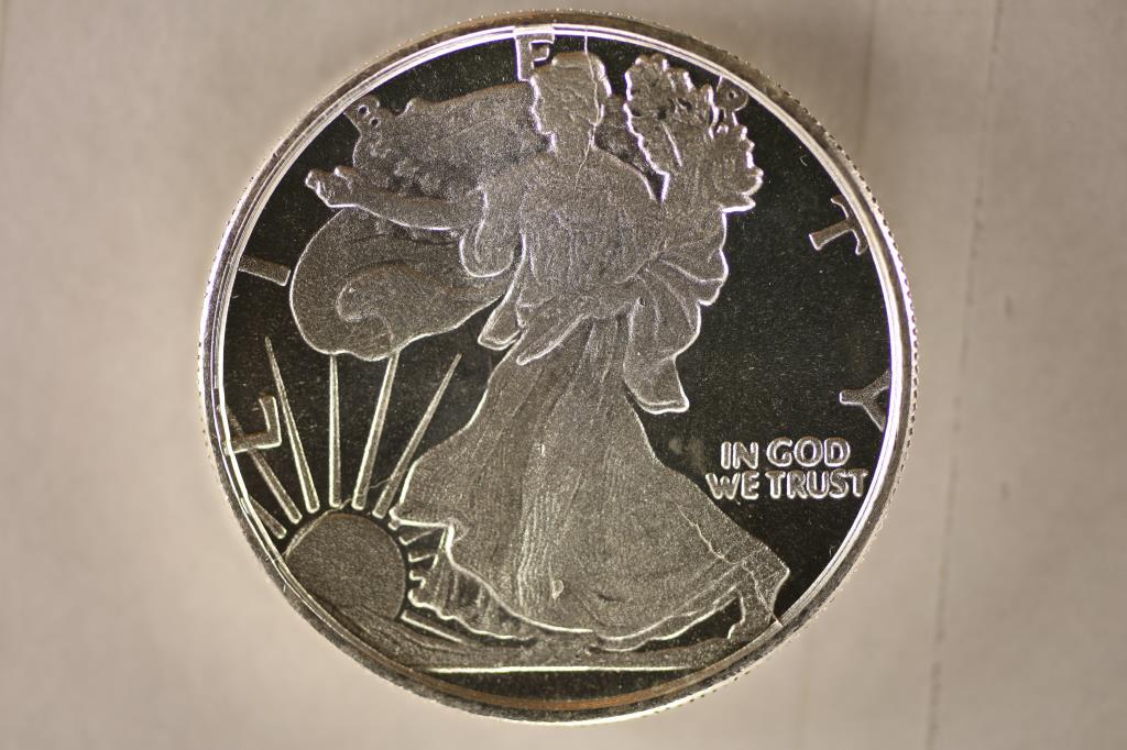 1/2 OZ. .999 FINE  SILVER ROUND LIBERTY / EAGLE (1 of 2)