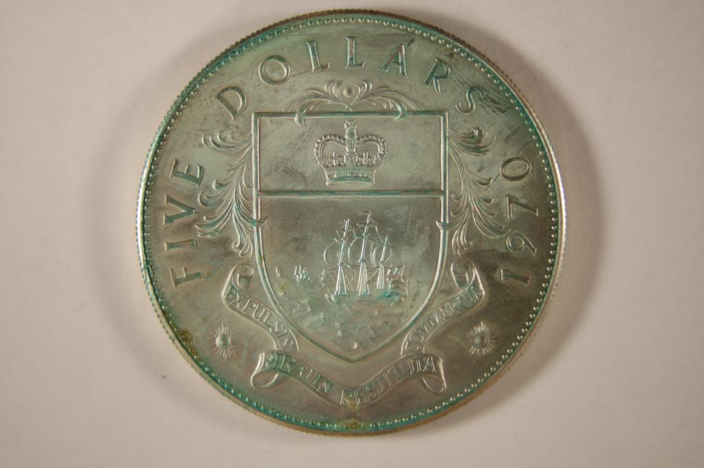1970 BAHAMA ISLANDS SILVER $5 COIN IN NICE CASE (1 of 4)