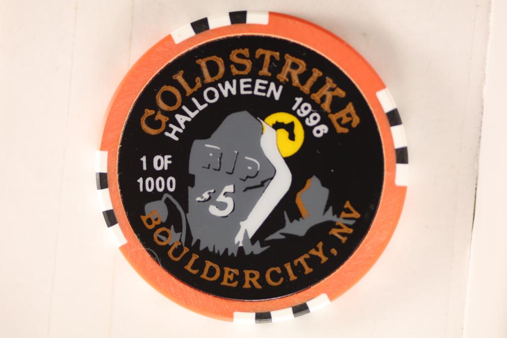 $5 GOLD STRIKE CASINO CHIP HALLOWEEN 1996 1 OF (1 of 2)