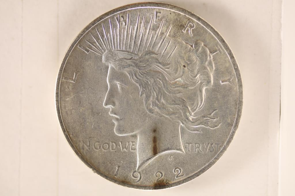 1922 PEACE SILVER DOLLAR BRILLIANT UNC (1 of 2)