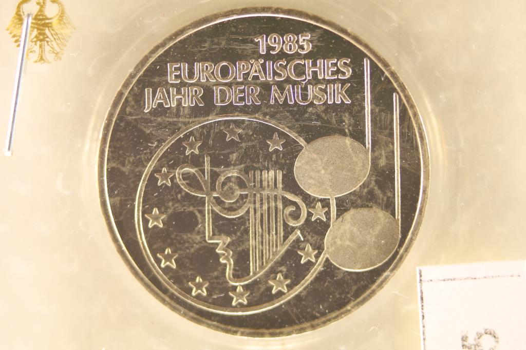 1985 GERMAN PROOF 5 MARK COIN IN ORIGINAL MINT (1 of 2)