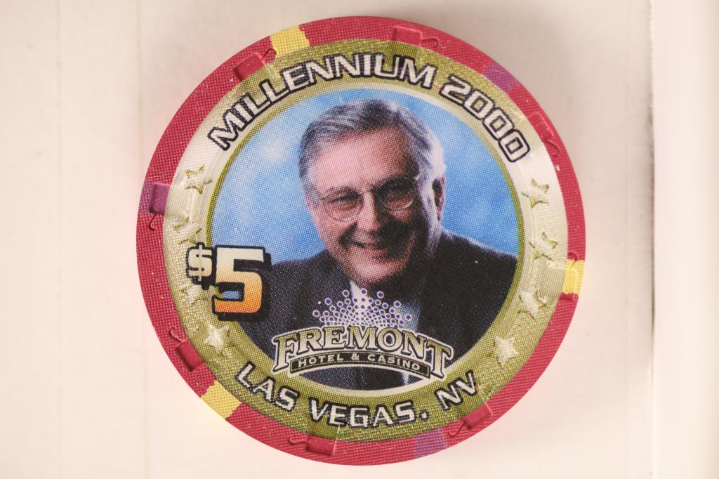 $5 FREMONT HOTEL AND CASINO CHIP "MILLENNIUM (1 of 2)