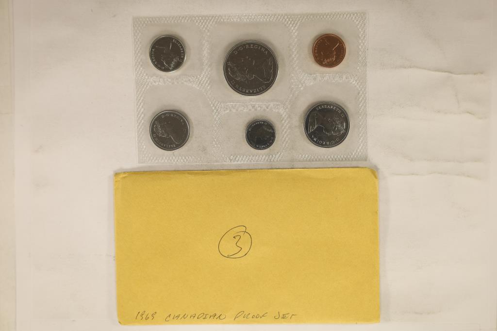 1969 CANADA UNC SET WITH ENVELOPE (1 of 2)