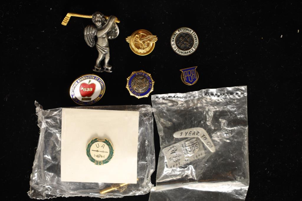 8 ASSORTED PINBACKS AND LAPEL PINS: HOCKEY,: UA, AMERICAN LEGION, ASSICIATION OF STEAMFITTERS AND OTHERS