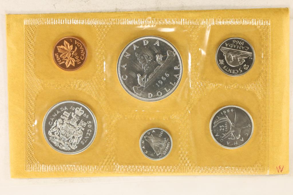 1966 CANADA SILVER UNC SET WITH ENVELOPE (1 of 2)