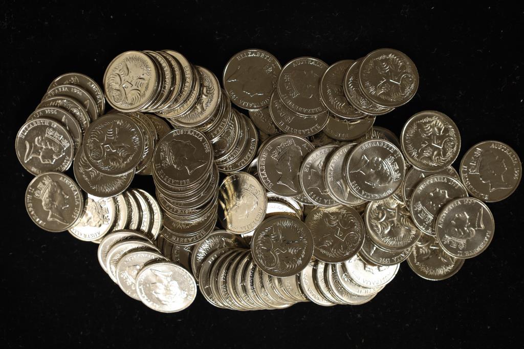 100 AUSTRALIAN 1990'S BRILLIANT UNC 5 CENT COINS (1 of 1)
