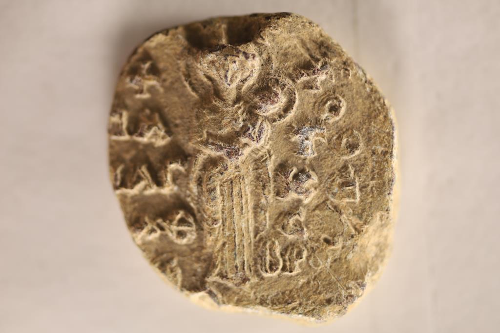 BYZANTINE EMPIRE SEAL OR "BULLA" EARLY 7TH LATE: 8TH CENTURY, VERY NICE DETAILS AND IS HEAVY. THE SEAL IS A RELIGOUS ONE PERTAINING TO THE VIRGIN MARY