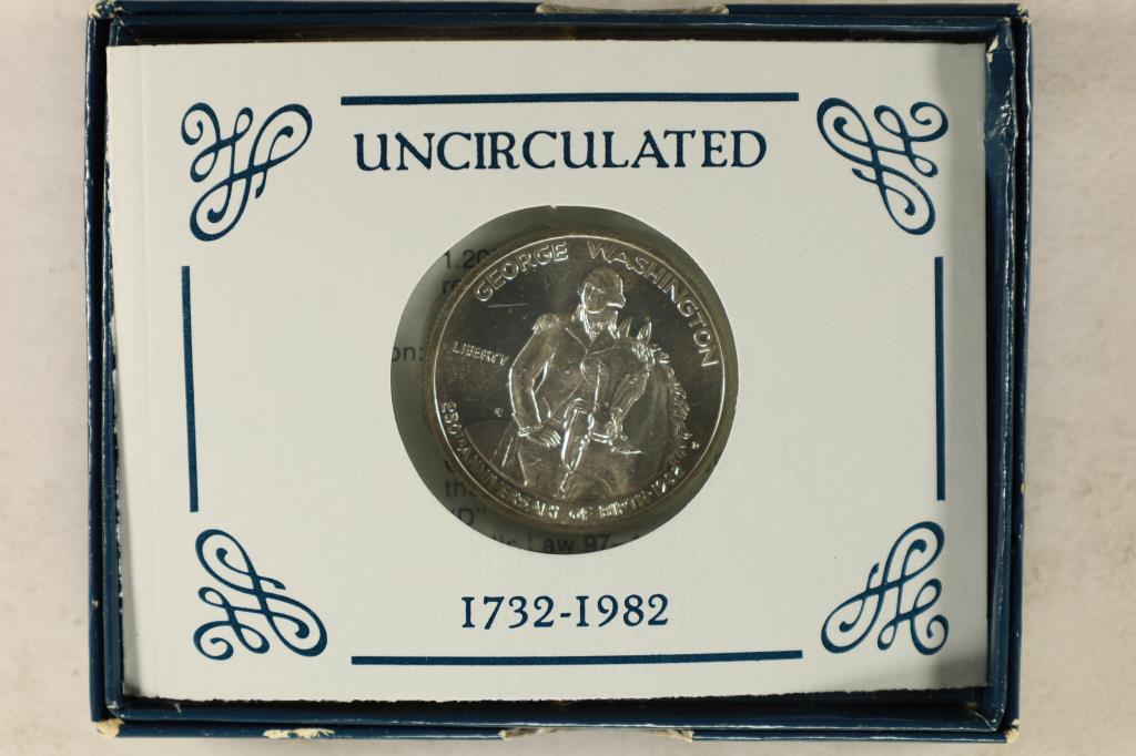 1982 US GEORGE WASHINGTON SILVER UNC COMMEM (1 of 3)