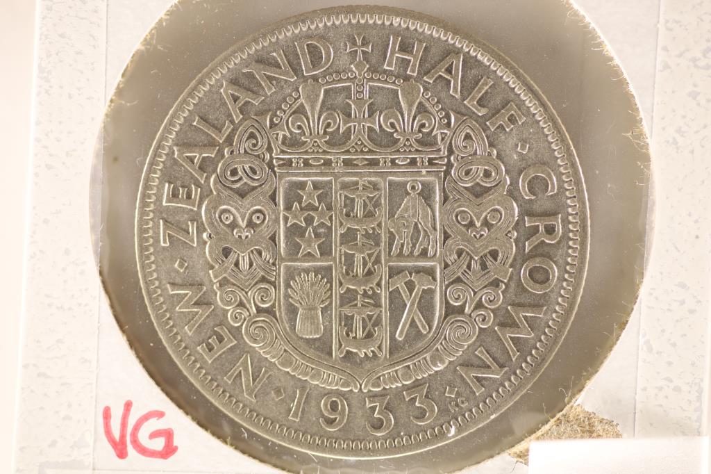 1933 NEW ZEALAND SILVER  HALF CROWN COIN (1 of 2)