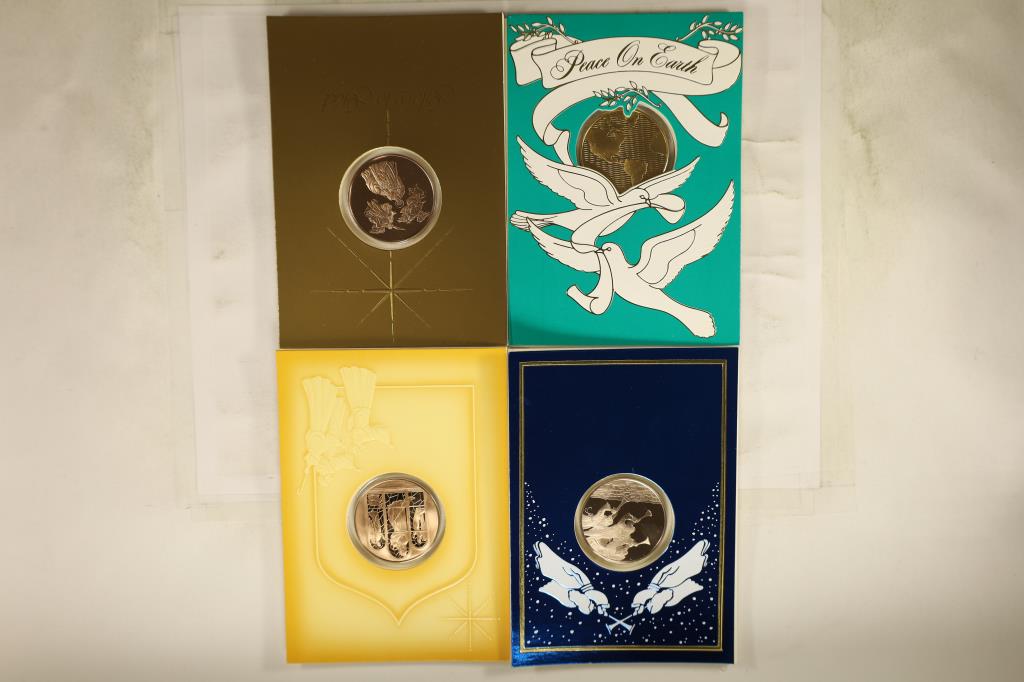 4 FRANKLIN MINT HOLIDAY CARDS WITH 1 1/2" (1 of 2)