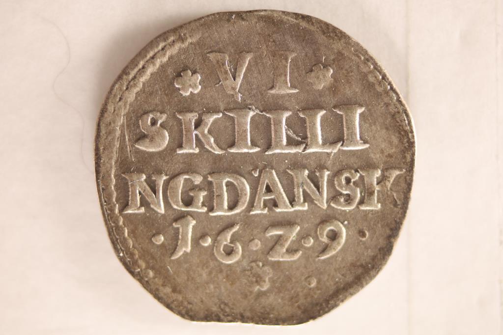 KEY DATE 1629 DENMARK SILVER 6 SKILLING LOOK UP (1 of 3)