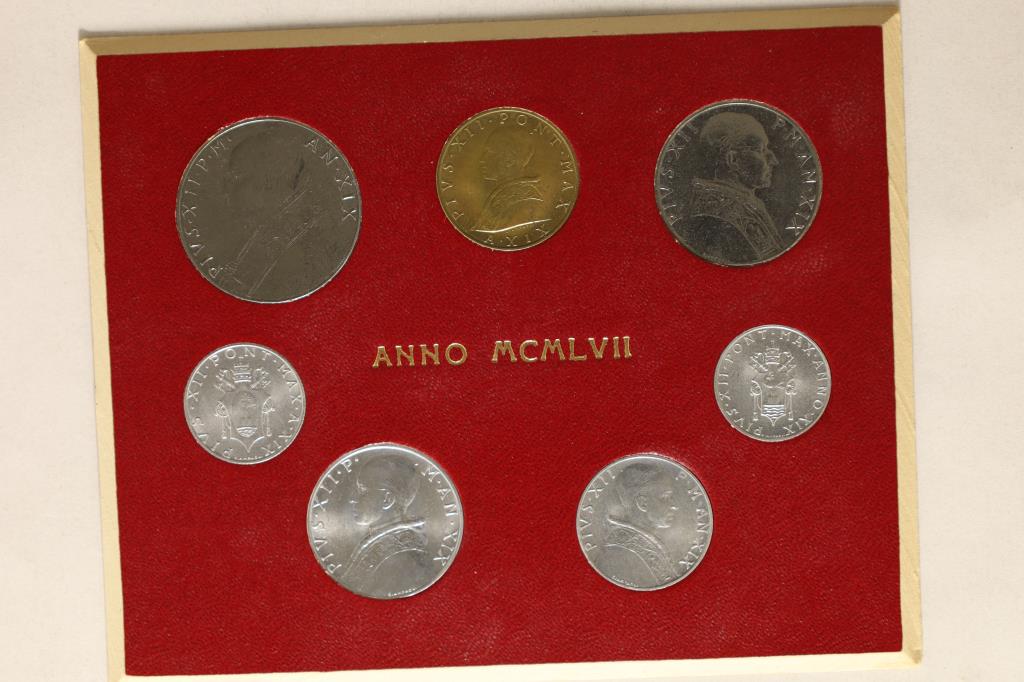 1957 VATICAN 7 COIN UNC SET (1 of 2)