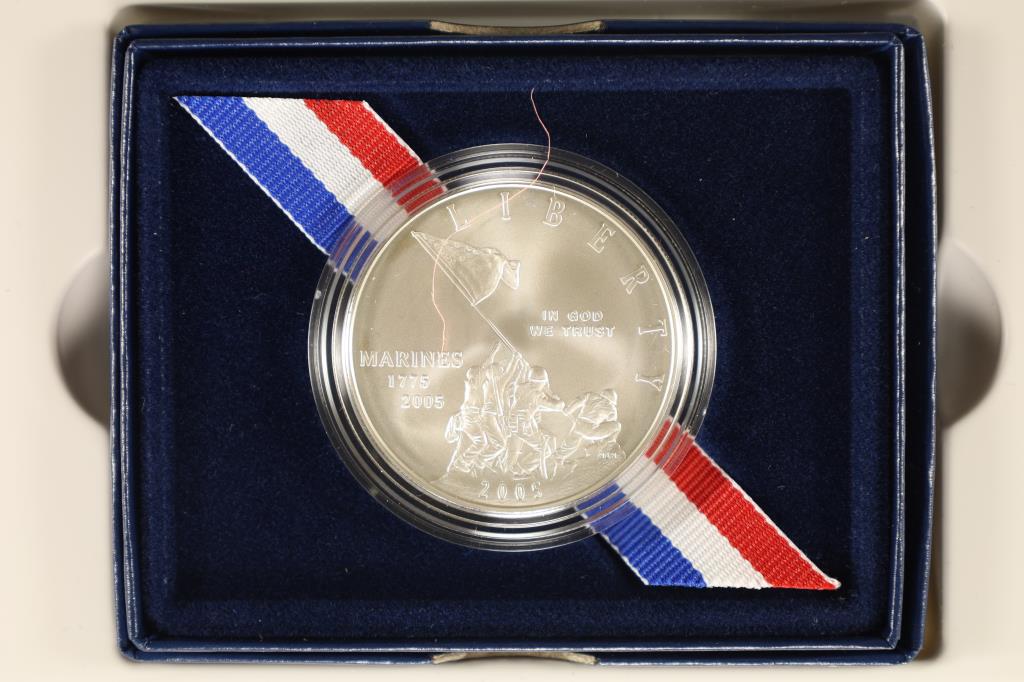 2005-P US UNC SILVER DOLLAR MARINE CORP 200TH (1 of 3)